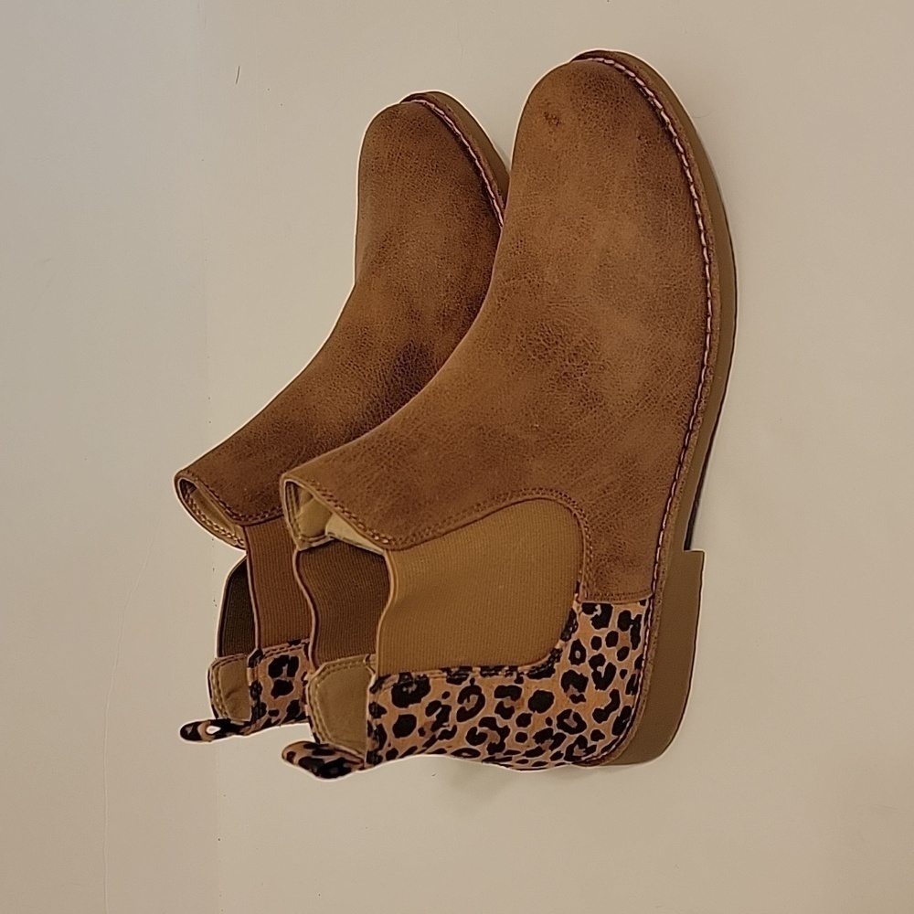 Seven Dials Marisah Booties / Size 10